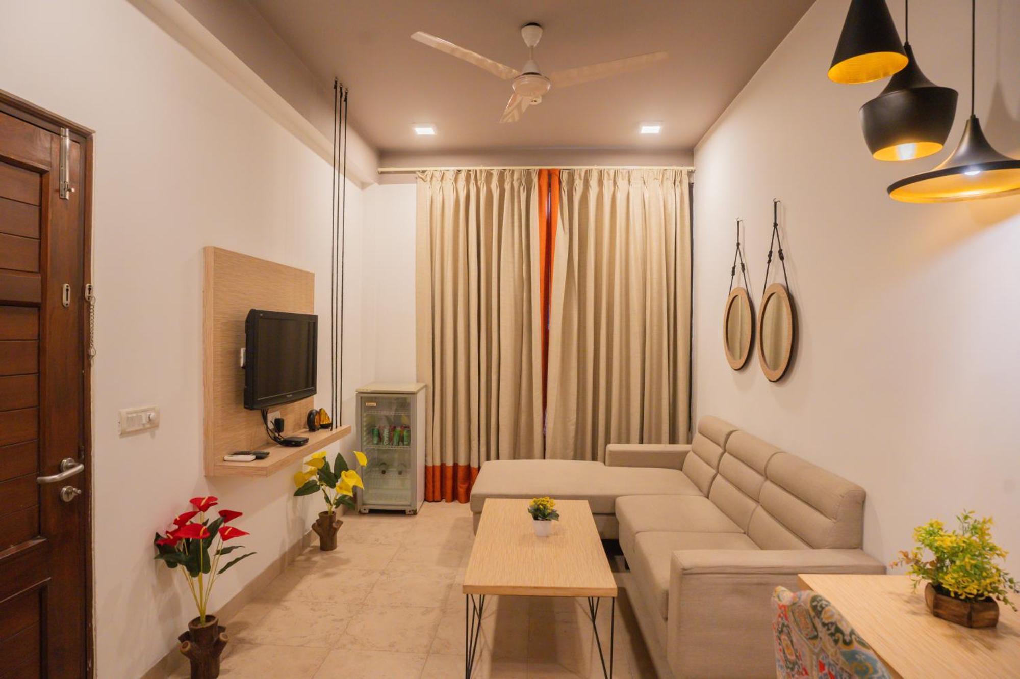 Ahuja Residency Parklane Otel Gurgaon Dış mekan fotoğraf